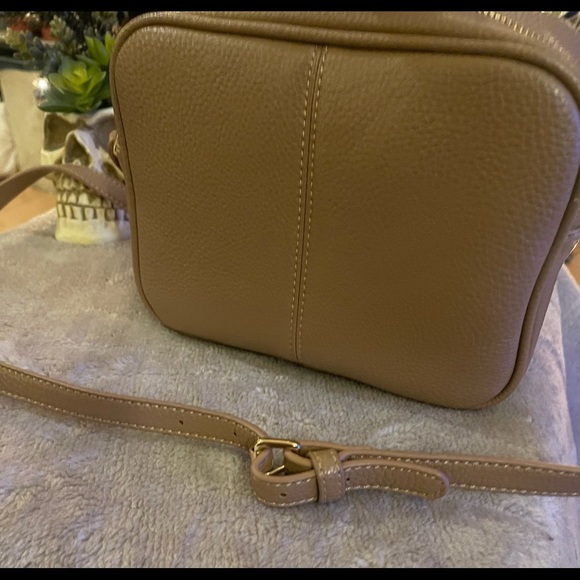 New La château beige cross body camera bag. - Picture 10 of 10